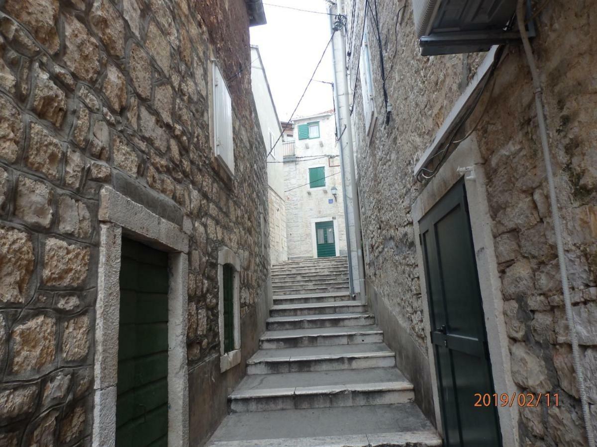 Apartman M&M Milna  Exterior foto